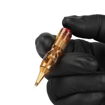 Enkele naald tatoeage